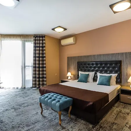 Plaza - Free Parking 3* Filibe