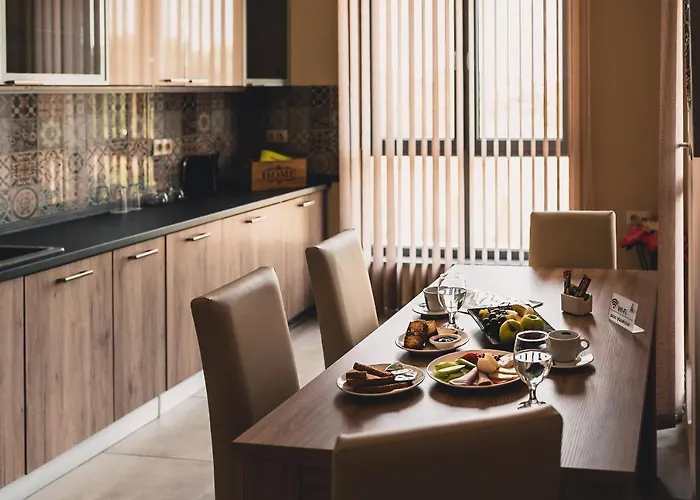 Plaza - Free Parking 3* Пловдив