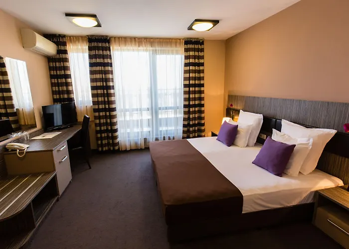 Plaza - Free Parking Пловдив