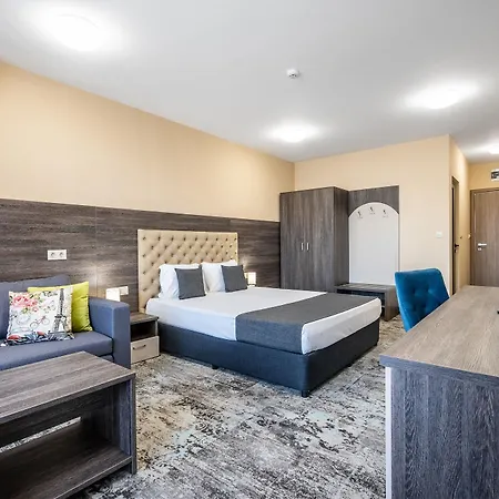 Hotel Plaza - Free Parking Plovdiv