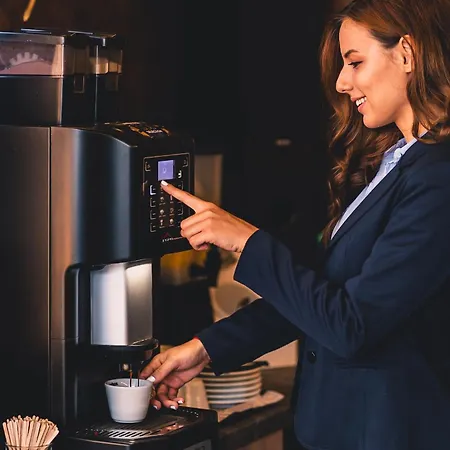 Hotel Plaza - Free Parking