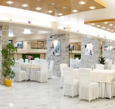 普罗夫迪夫广场酒店 酒店 3*