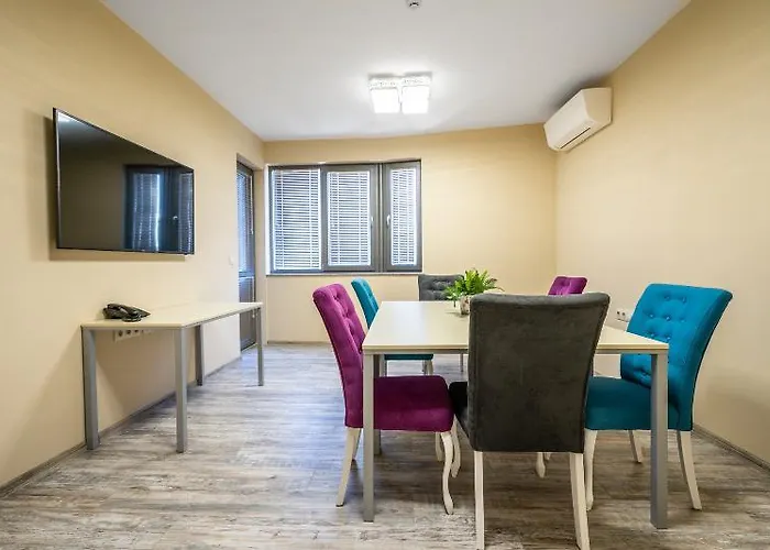 Hotel Plaza - Free Parking Plovdiv